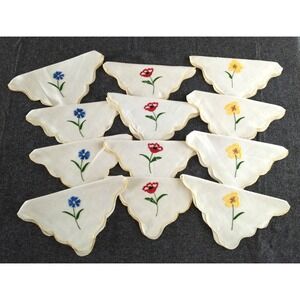 Vintage Hand Embroidered Cloth Dinner Napkins Set/12 Floral Scalloped Edge NEW